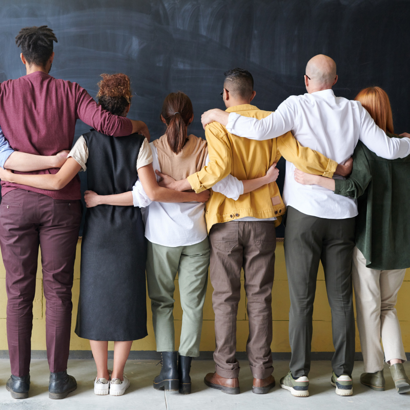 Diverse Group (Canva)