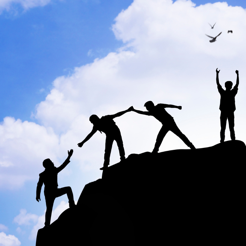Mountain Teamwork (Canva)
